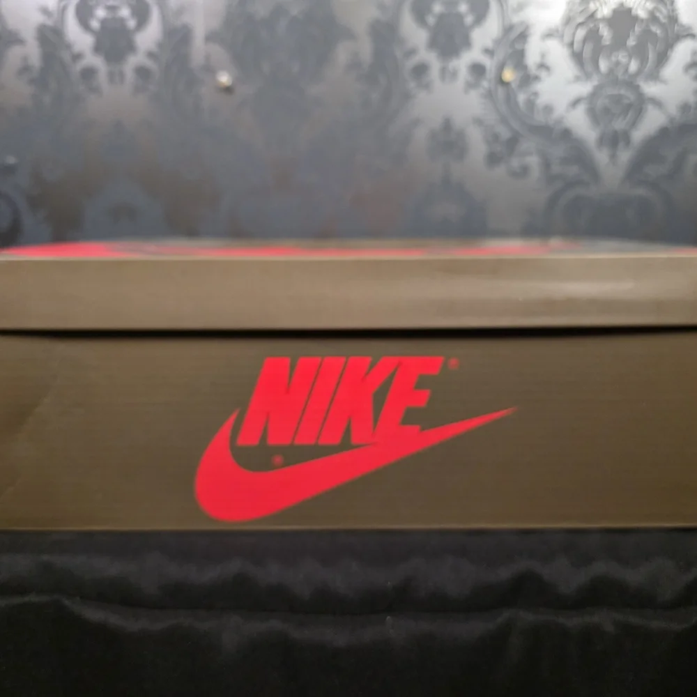 Nike Men's Brown White Black High-Top Sneakers with Red and Pink Laces